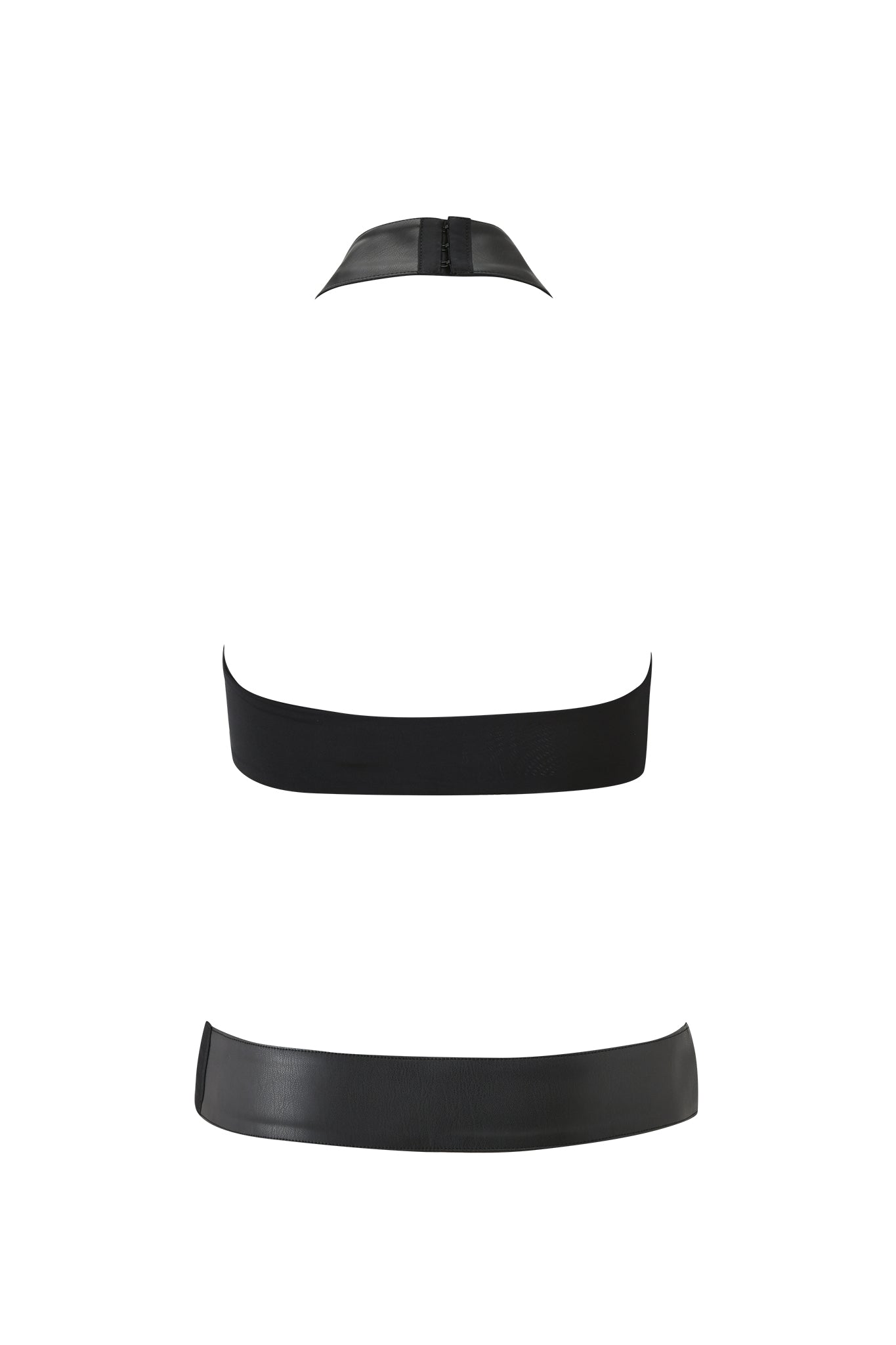 The I.AM.GIA BRISA FRINGE TOP in black features a minimalistic design with a halter neck strap, simple banded top, and open-back style, shown against a plain white background.